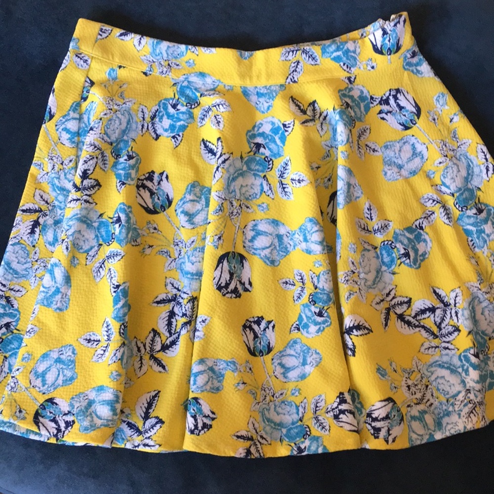 MinkPink skirt size M